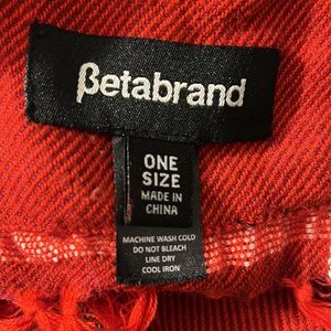 Betabrand scarf , blanket , poncho style NWOT!
